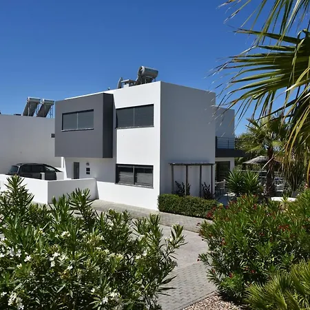 Exclusieve Met Zeezicht En Privezwembad In Atalaia Villa *
